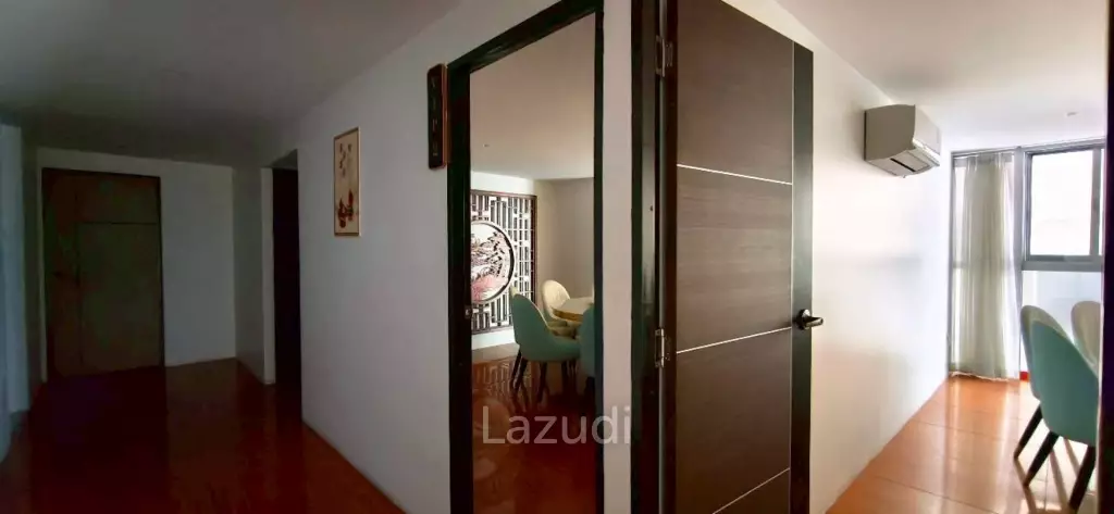 Beachfront Duplex Commercial Space At Jomtien Plaza Condotel