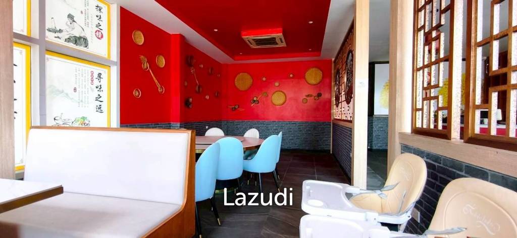 Beachfront Duplex Commercial Space At Jomtien Plaza Condotel