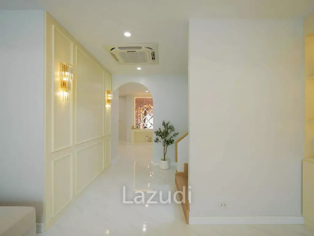Spacious Single House for Sale Baan Suan Lalana