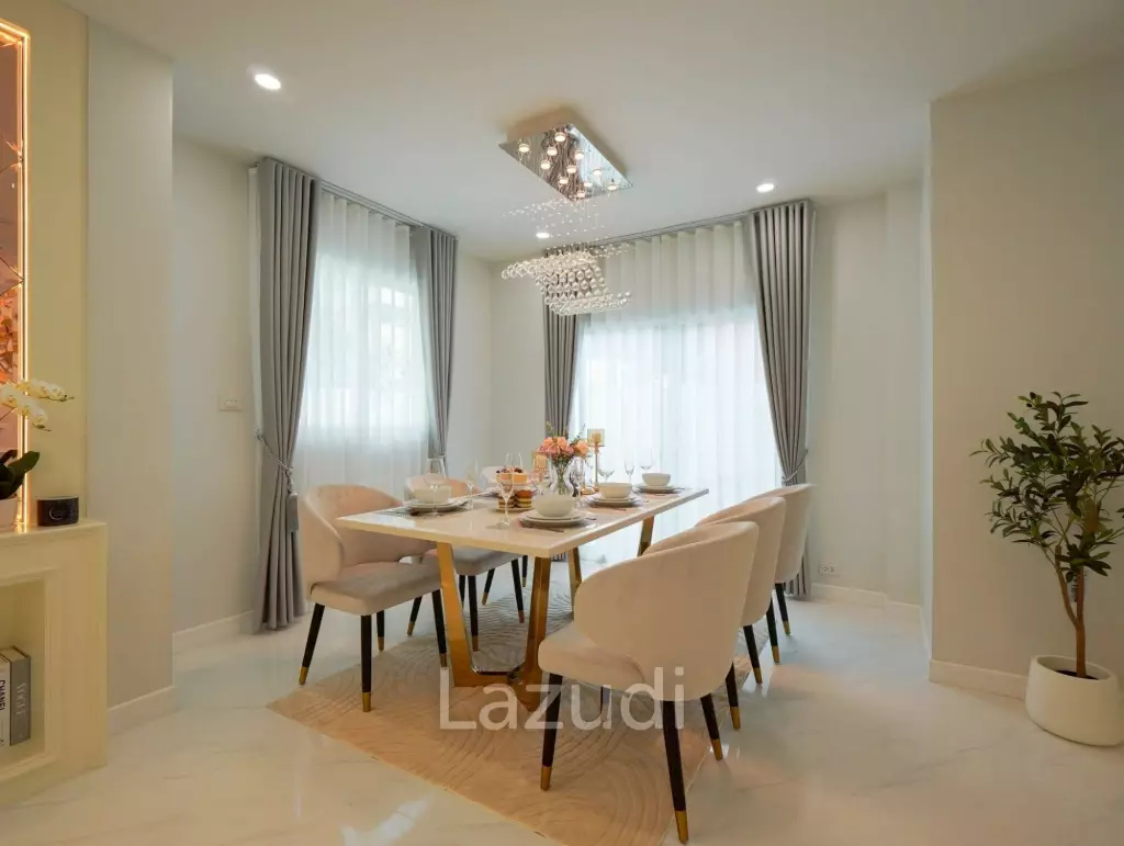 Spacious Single House for Sale Baan Suan Lalana