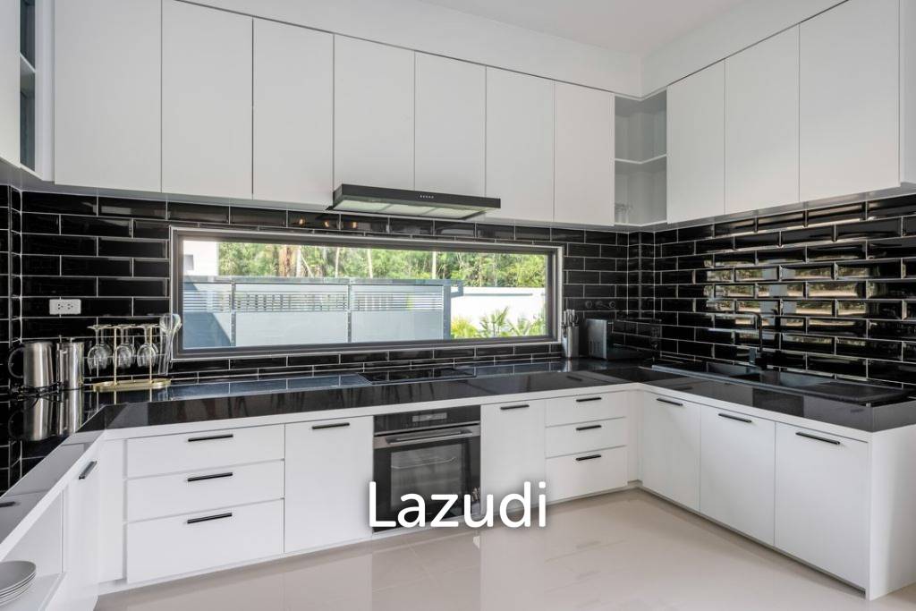 205 sqm modern pool villa Ao Nang Krabi freehold or leasehold