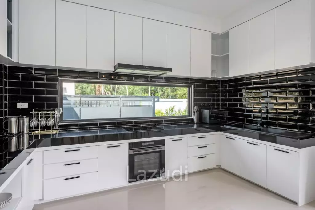 205 sqm modern pool villa Ao Nang Krabi freehold or leasehold