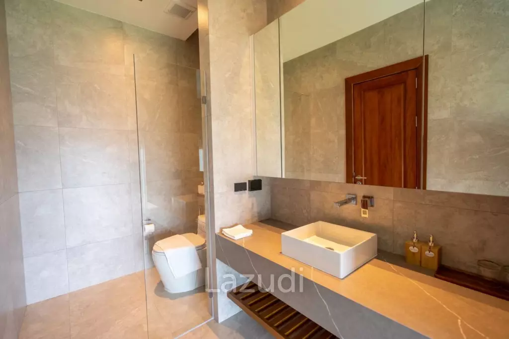 Oceanfront pool villa in Prachuap Khiri Khan