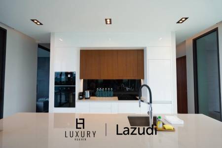 Oceanfront pool villa in Prachuap Khiri Khan