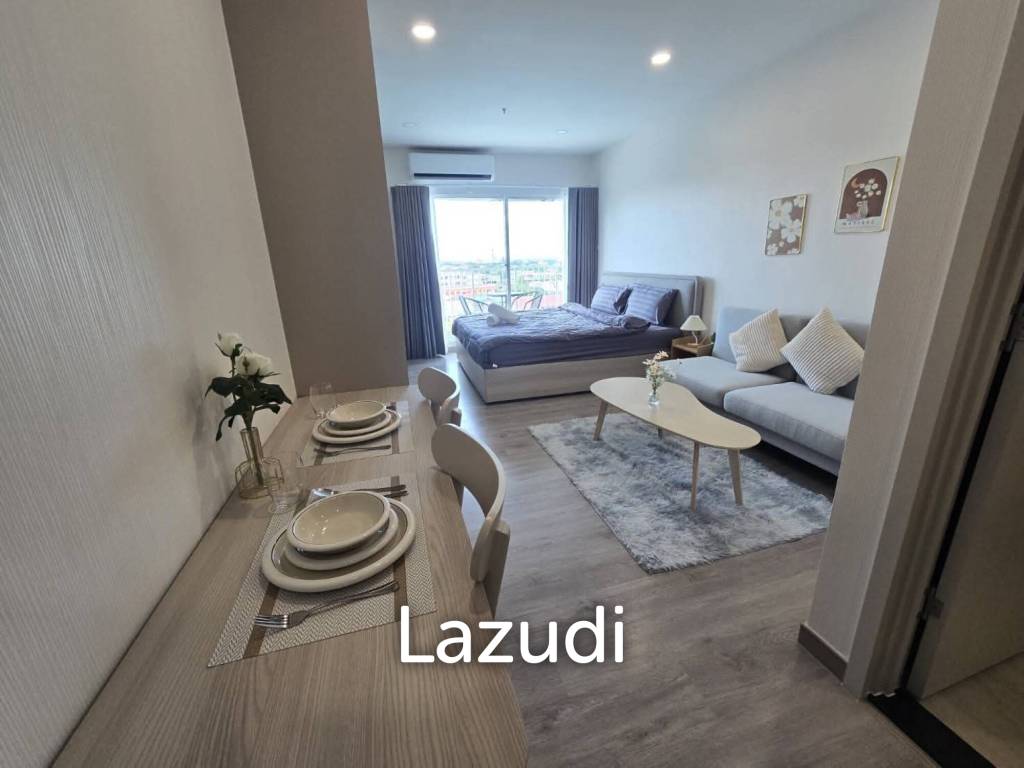Supalai Blue Whale: Good Size 1 Bedroom with Nice View