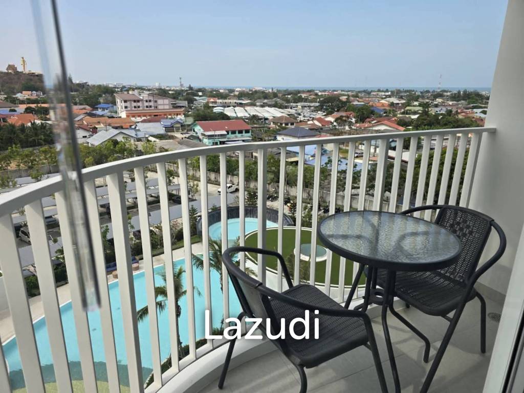 Supalai Blue Whale: Good Size 1 Bedroom with Nice View