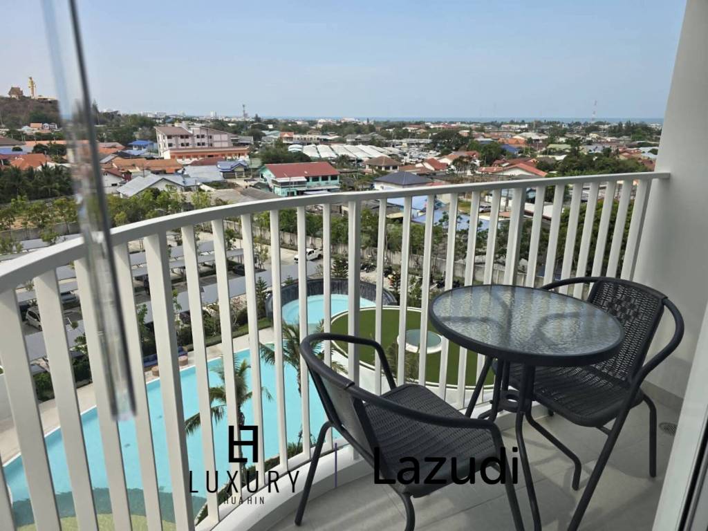 Supalai Blue Whale: Good Size 1 Bedroom with Nice View