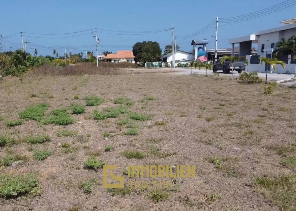 580 Sqm Plot for Development in Pak Nam Pran