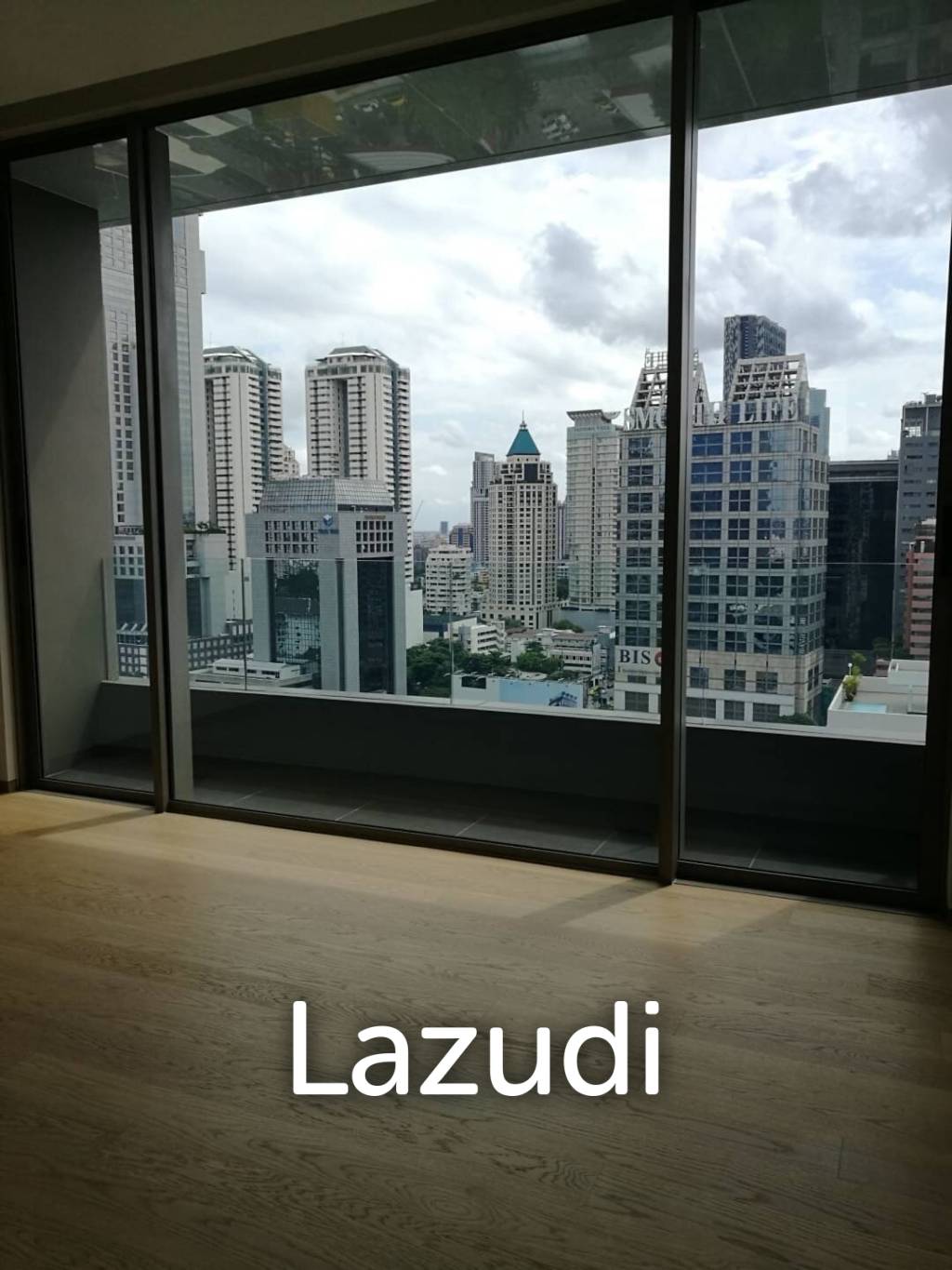 56.64 Sqm 1 Bed 1 Bath Condo for Sale with Tenant - Saladaeng One