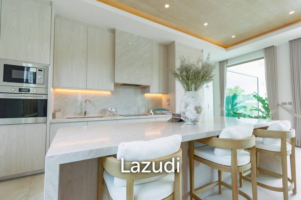 660 ตร.ม 3 เตียง 3 อาบน้ำ วิลล่า For ขาย