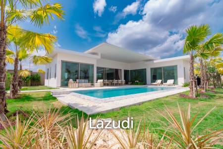 660 ตร.ม 3 เตียง 3 อาบน้ำ วิลล่า For ขาย