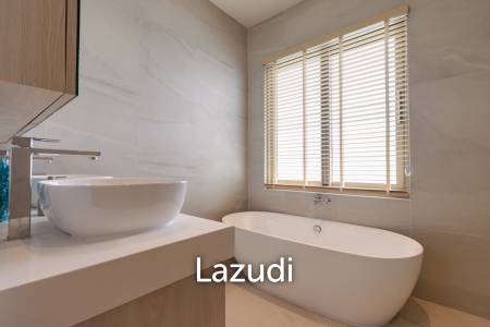 660 ตร.ม 3 เตียง 3 อาบน้ำ วิลล่า For ขาย