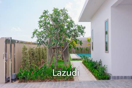 660 ตร.ม 3 เตียง 3 อาบน้ำ วิลล่า For ขาย