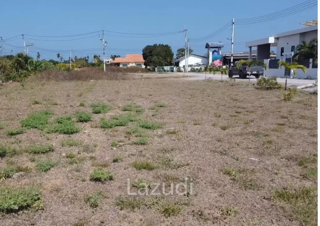 580 sqm Land for Sale in Pak Nam Pran