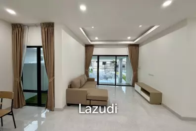 MODERN NEW HOUSE ON SOI MON MAI : 3 BED COZY POOL VILLA