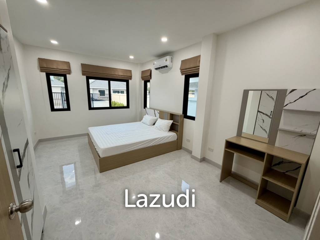 MODERN NEW HOUSE ON SOI MON MAI : 3 BED COZY POOL VILLA