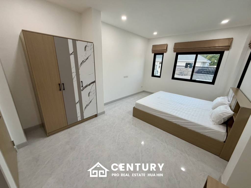 MODERN NEW HOUSE ON SOI MON MAI : 3 BED COZY POOL VILLA