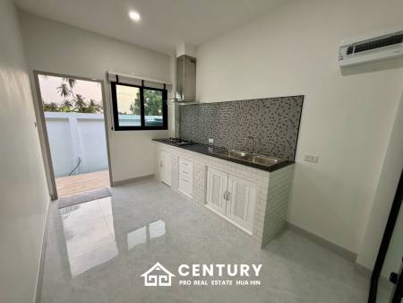 MODERN NEW HOUSE ON SOI MON MAI : 3 BED COZY POOL VILLA