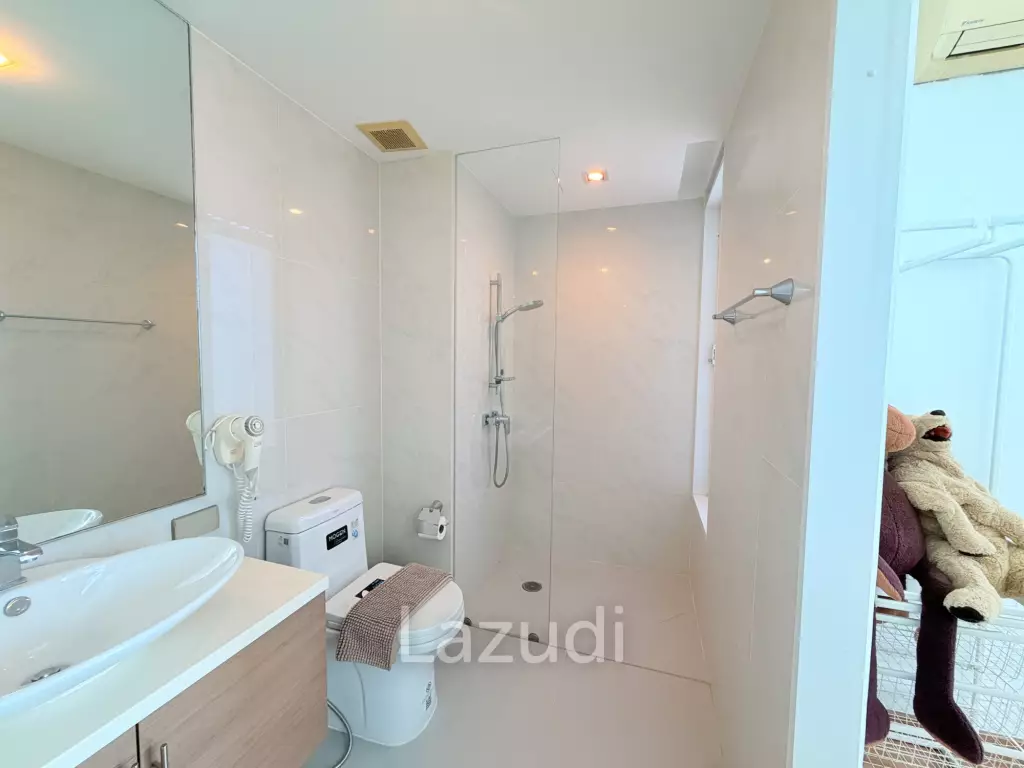 My Resort condo: 2BR close to beach and Night market.