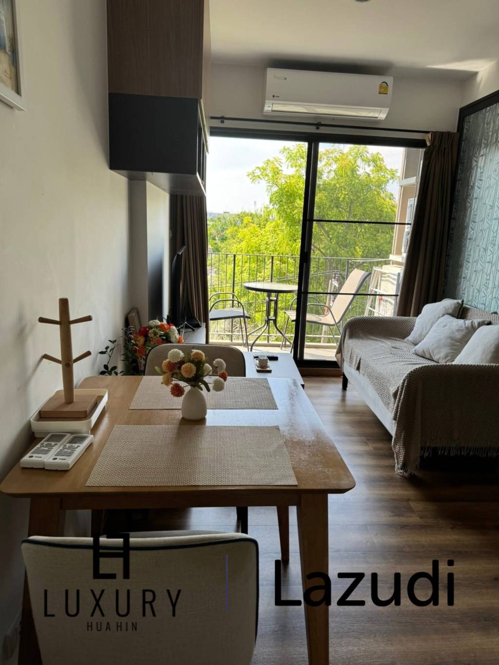 La Habana: New 1 BR Condo close to Beach  on 5th Floor