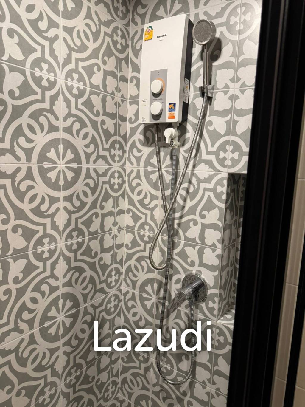 La Habana: New 1 BR Condo close to Beach  on 5th Floor