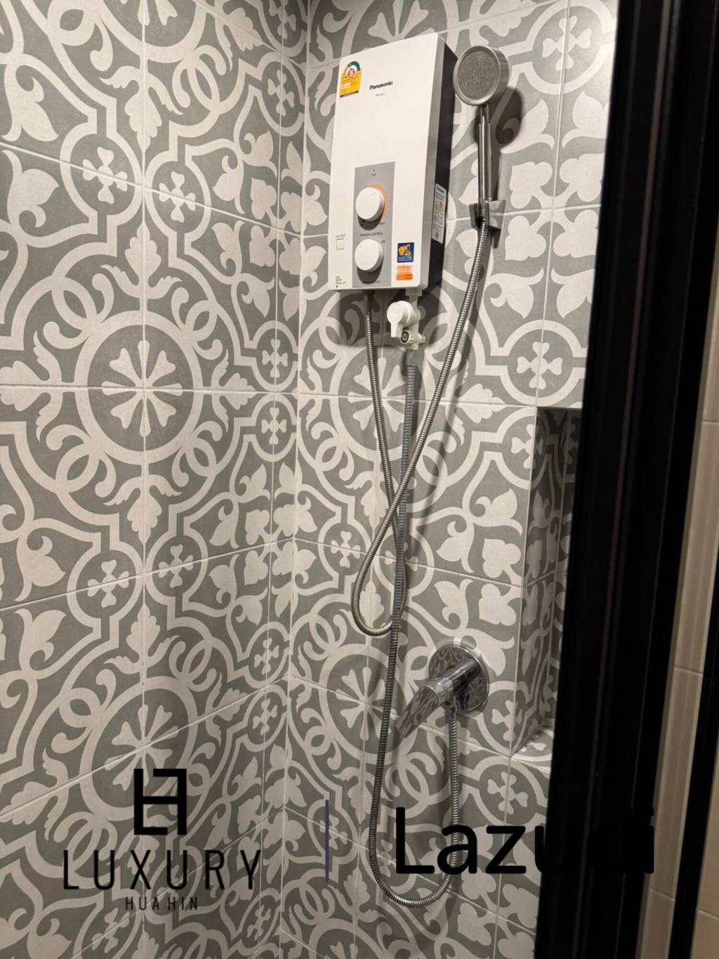 La Habana: New 1 BR Condo close to Beach  on 5th Floor