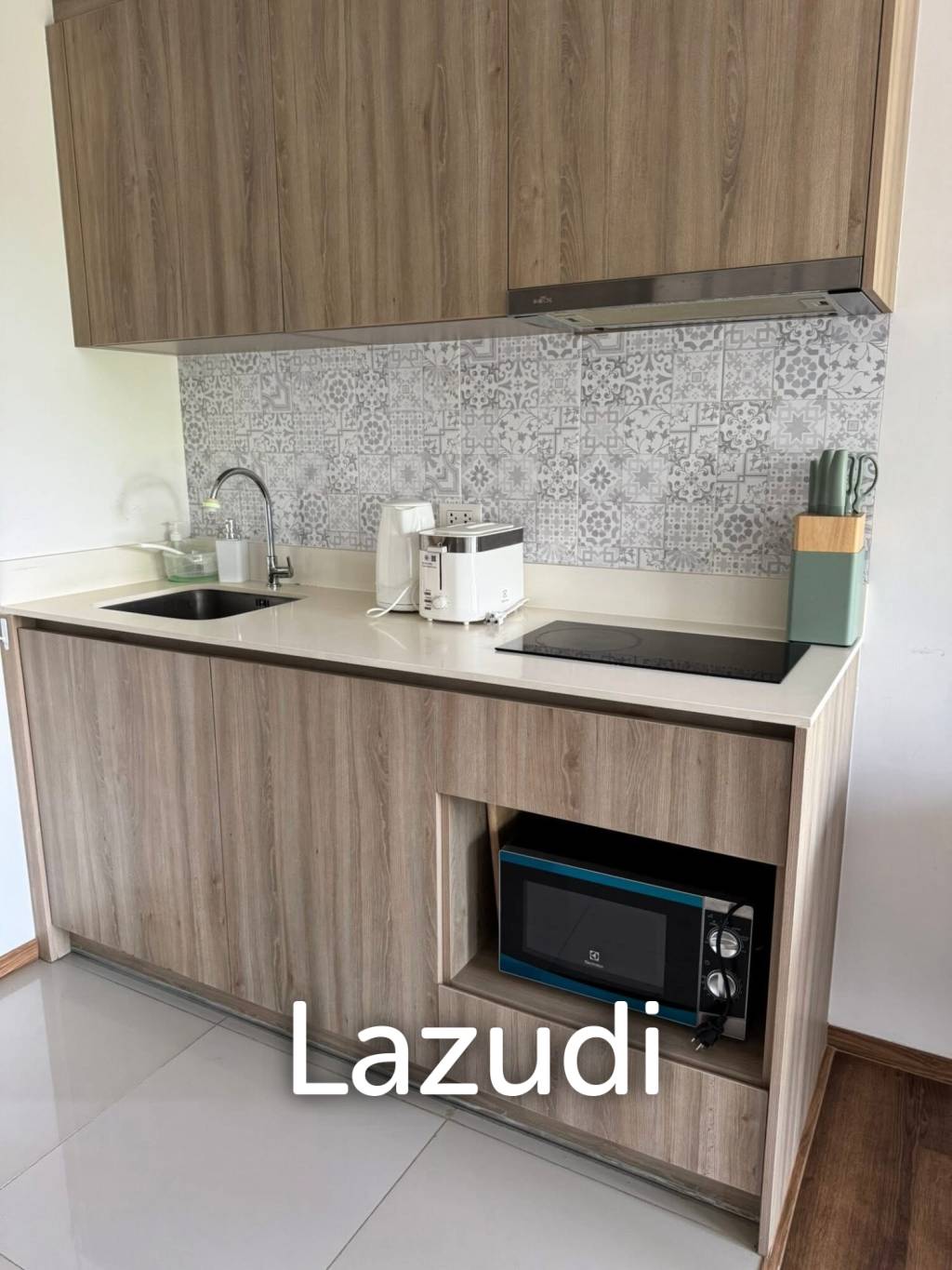 La Habana: New 1 BR Condo close to Beach  on 5th Floor