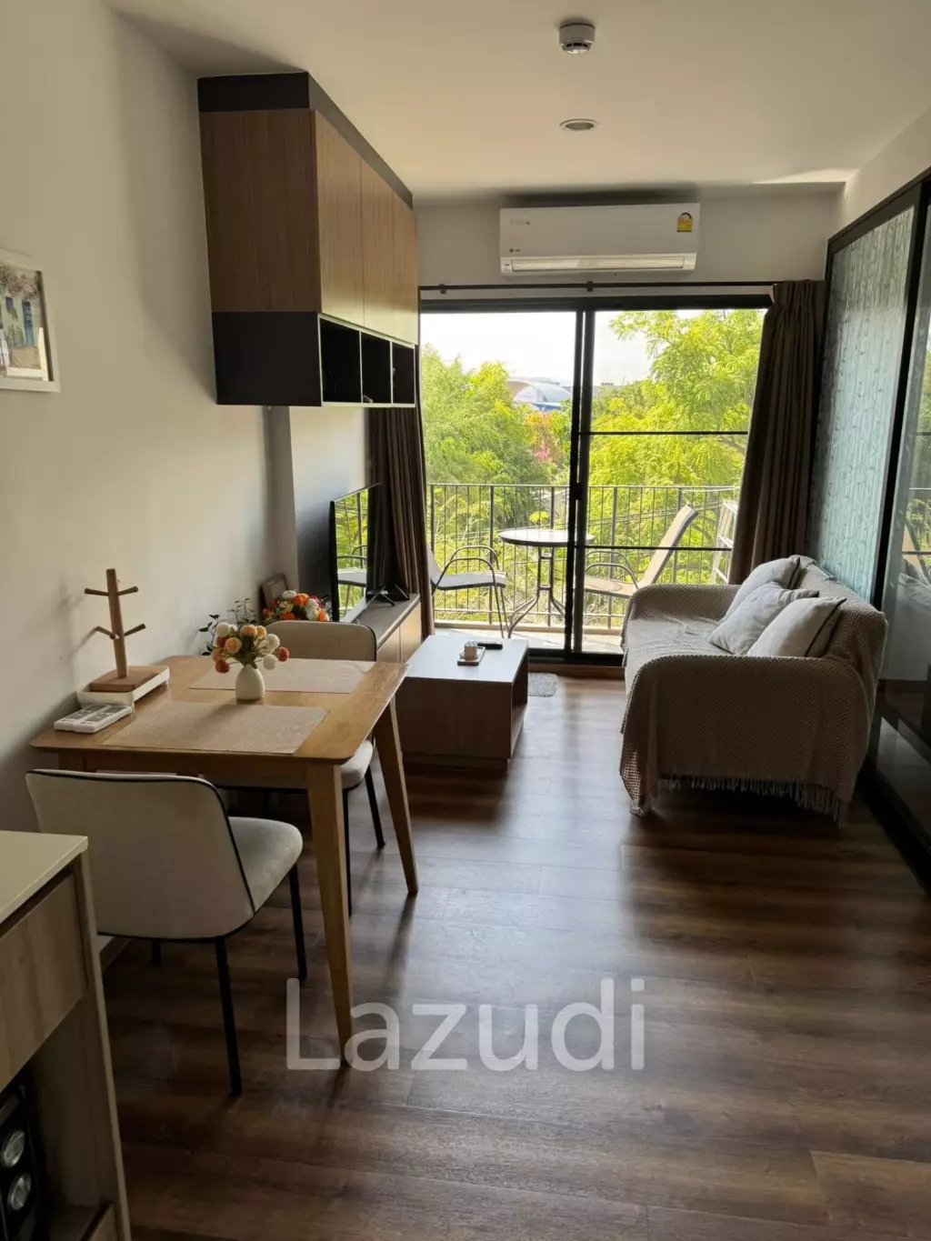 La Habana: New 1 BR Condo close to Beach  on 5th Floor