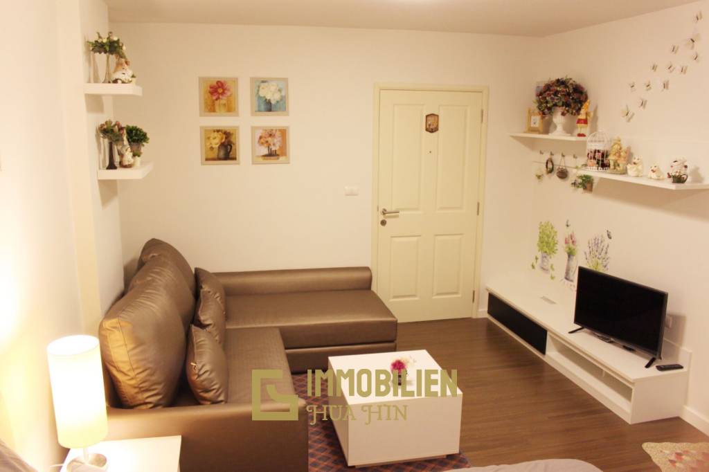 29.95 sqm studio at Baan Thew Lom Cha-Am
