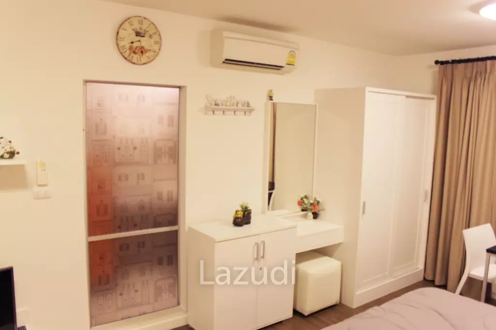 29.95 sqm studio at Baan Thew Lom Cha-Am