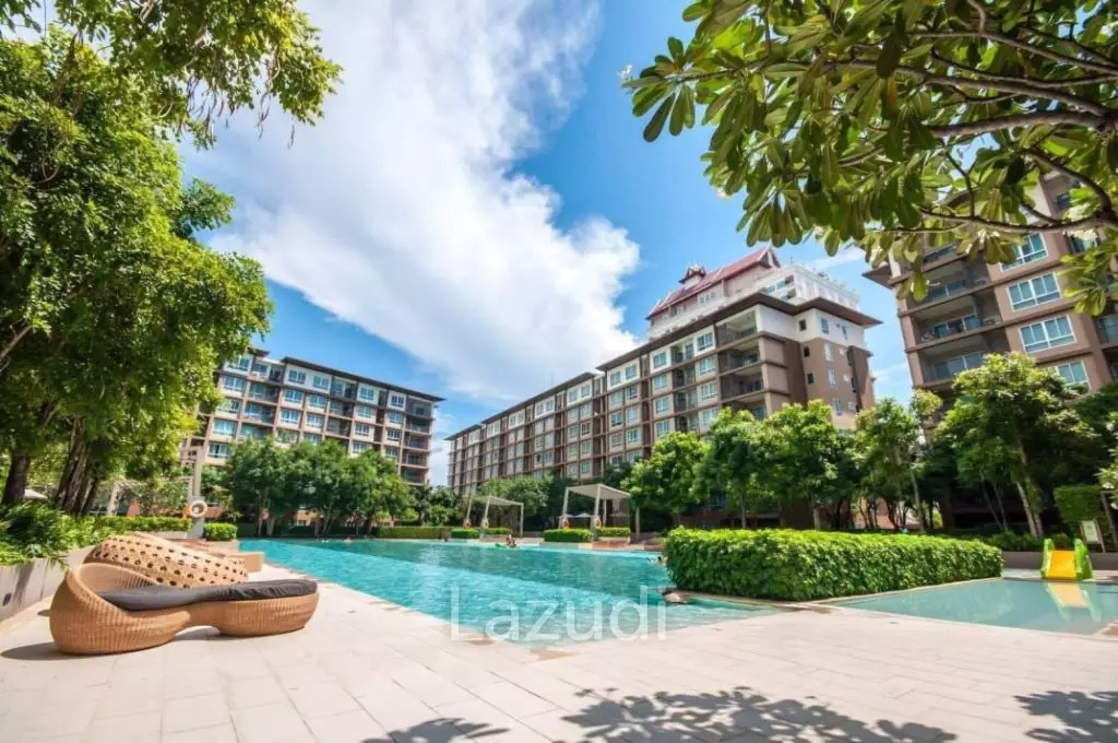29.95 sqm studio at Baan Thew Lom Cha-Am