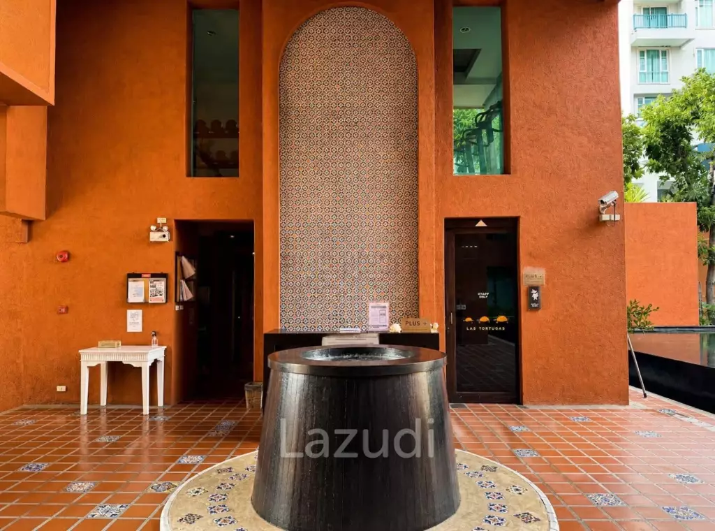Las Tortugas: Modern 2 Bedroom Condo Beachsiden