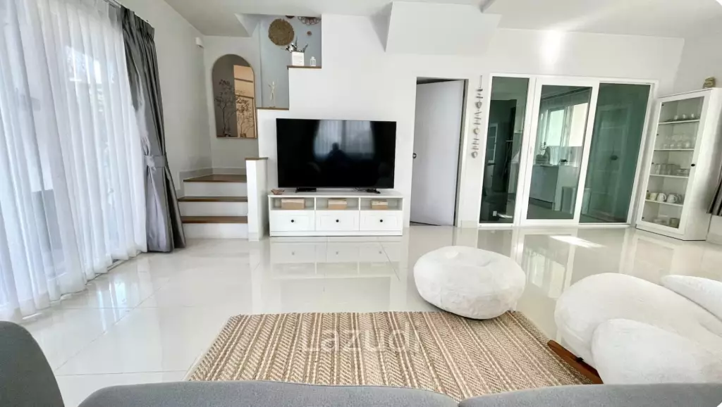 Modern 3 bedroom home for Rent in Bangjo, Phuket