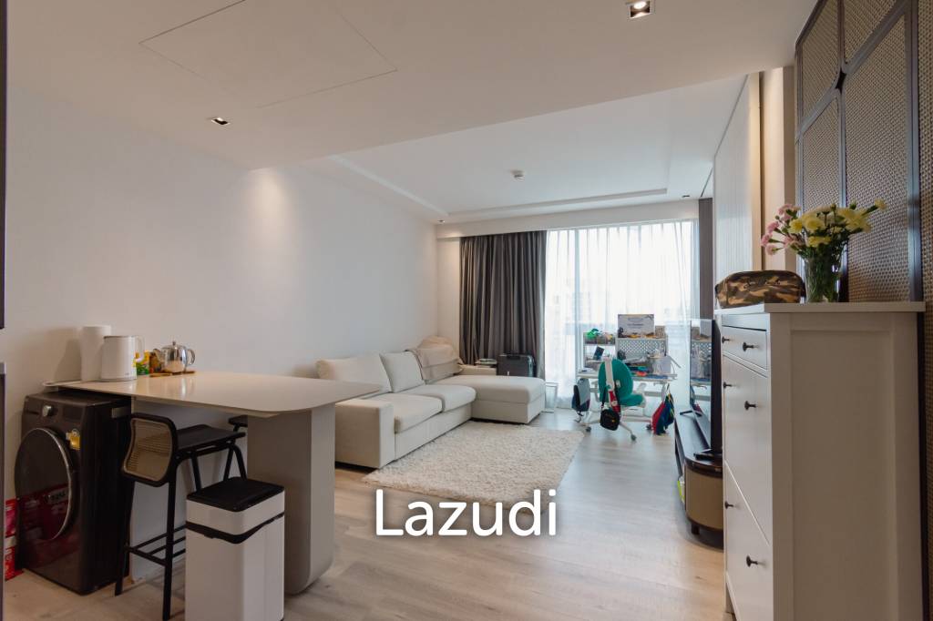 INTERCONTINENTAL RESIDENCES   : 1 BED CONNER UNIT LUXURY CONDO WITH MARKET VILLAGE VIEW