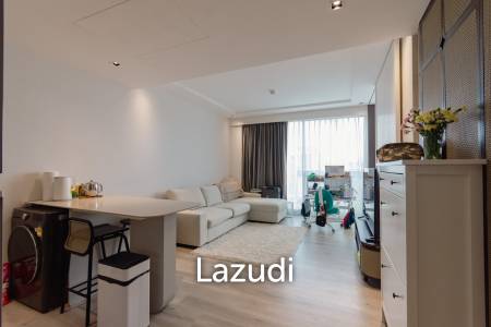 INTERCONTINENTAL RESIDENCES   : 1 BED CONNER UNIT LUXURY CONDO WITH MARKET VILLAGE VIEW