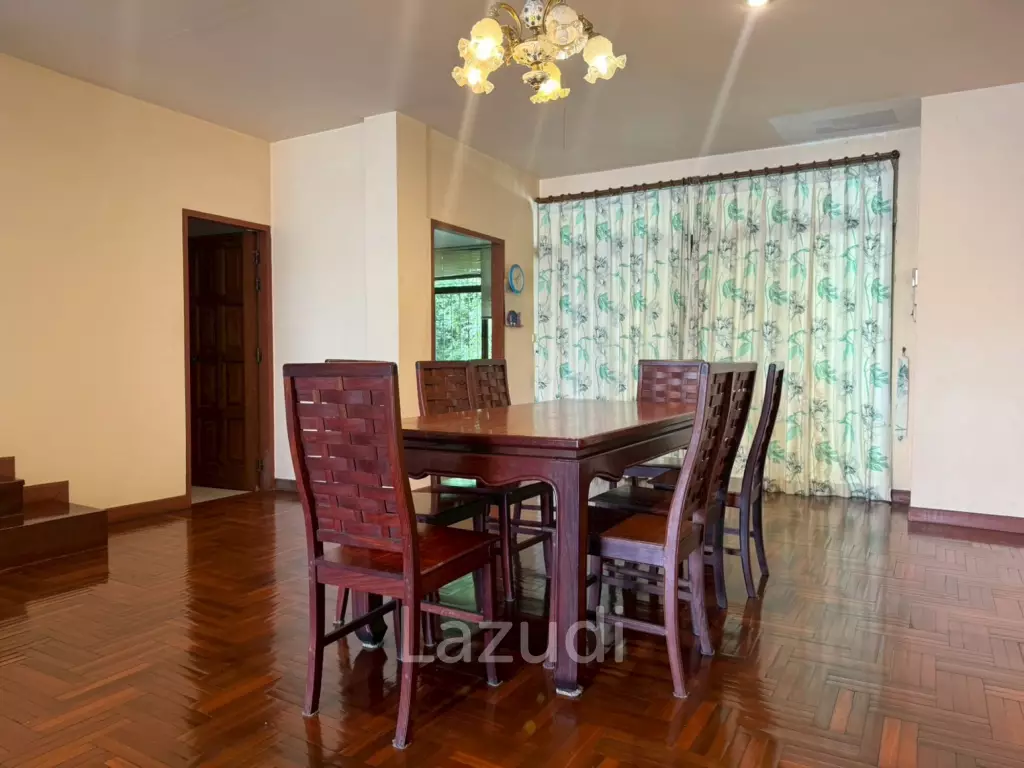 Luxury 4.5-Story Townhouse for Sale Prime Pratamnak Hill