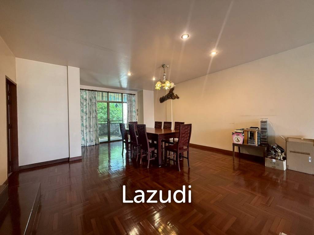 Luxury 4.5-Story Townhouse for Sale Prime Pratamnak Hill