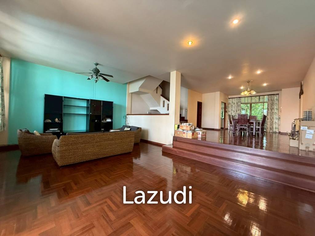 Luxury 4.5-Story Townhouse for Sale Prime Pratamnak Hill