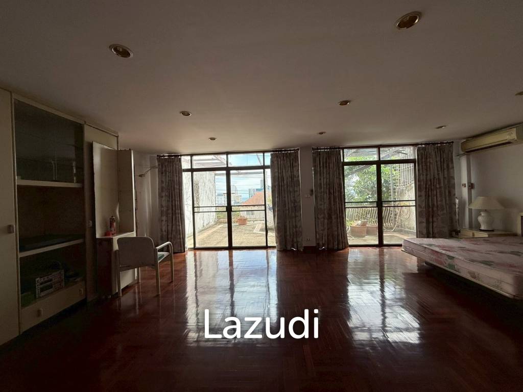 Luxury 4.5-Story Townhouse for Sale Prime Pratamnak Hill