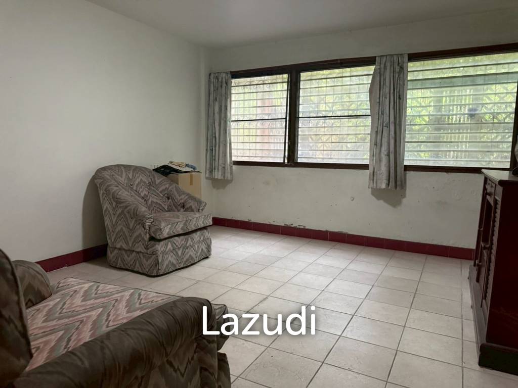 Luxury 4.5-Story Townhouse for Sale Prime Pratamnak Hill