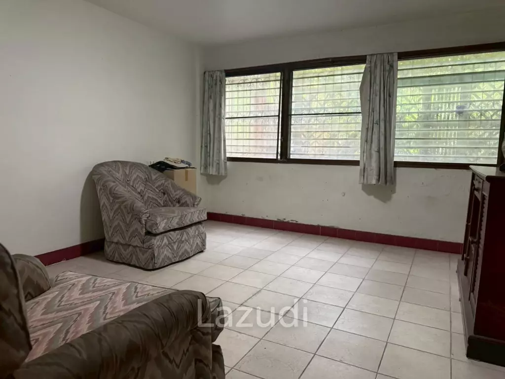 Luxury 4.5-Story Townhouse for Sale Prime Pratamnak Hill