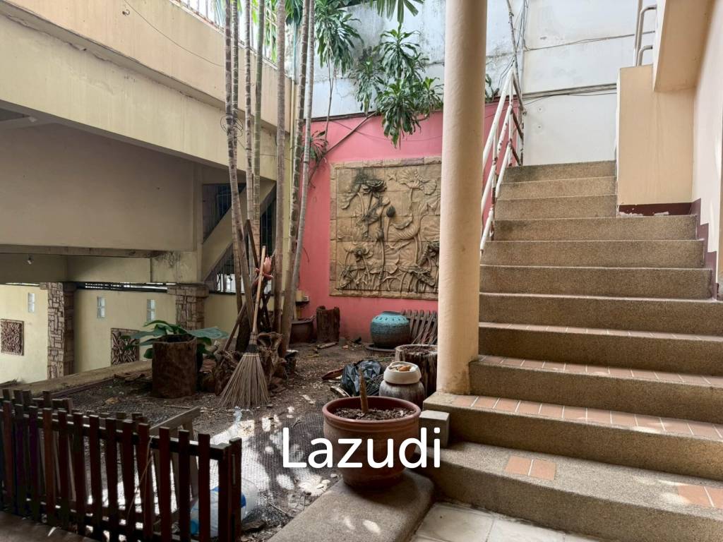 Luxury 4.5-Story Townhouse for Sale Prime Pratamnak Hill
