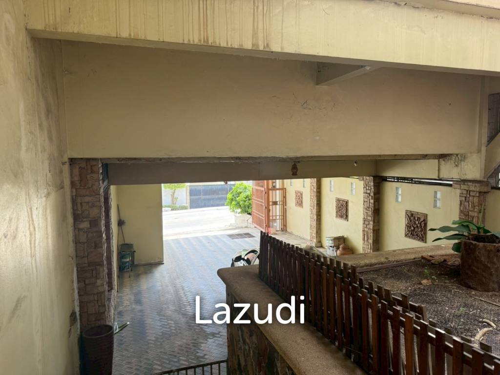 Luxury 4.5-Story Townhouse for Sale Prime Pratamnak Hill