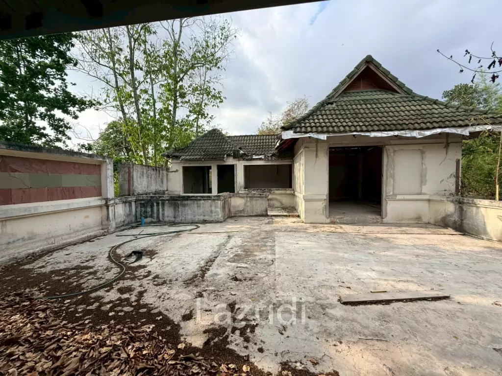 Rare Opportunity Renovate Your Dream Mansion at Phoenix Golf