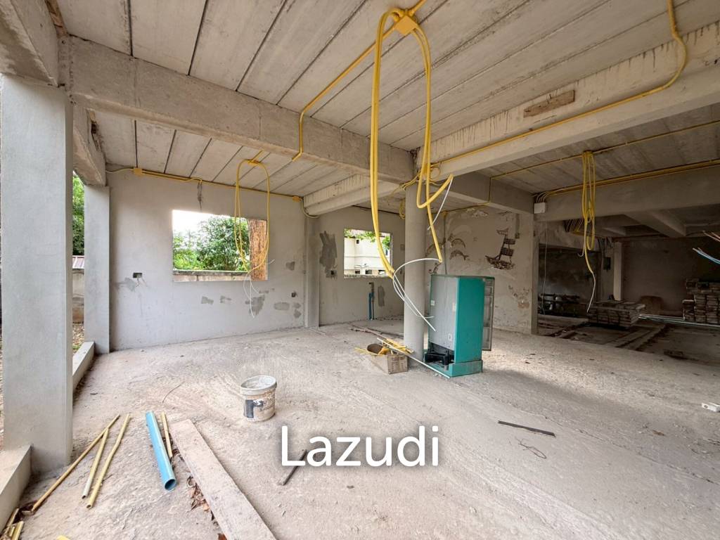 Rare Opportunity Renovate Your Dream Mansion at Phoenix Golf