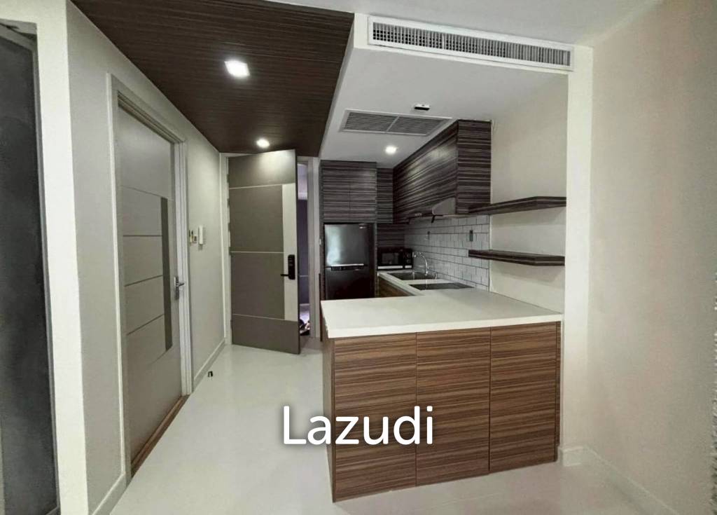 คอนโด 2 ห้องนอนกว้างขวางให้เช่าในคอนโดมิเนียม เอ พลัส