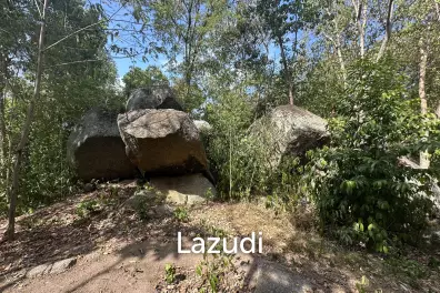 Unique Rock-Nestled Property – A Truly Magical Escape