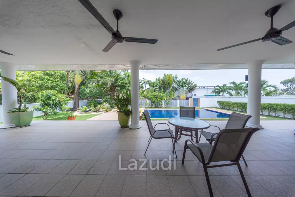 Exquisite Private Luxury Villa in Nong Mai Kaen