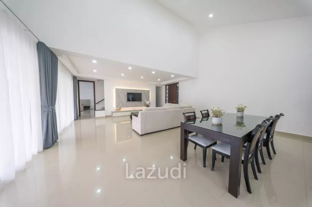 Exquisite Private Luxury Villa in Nong Mai Kaen