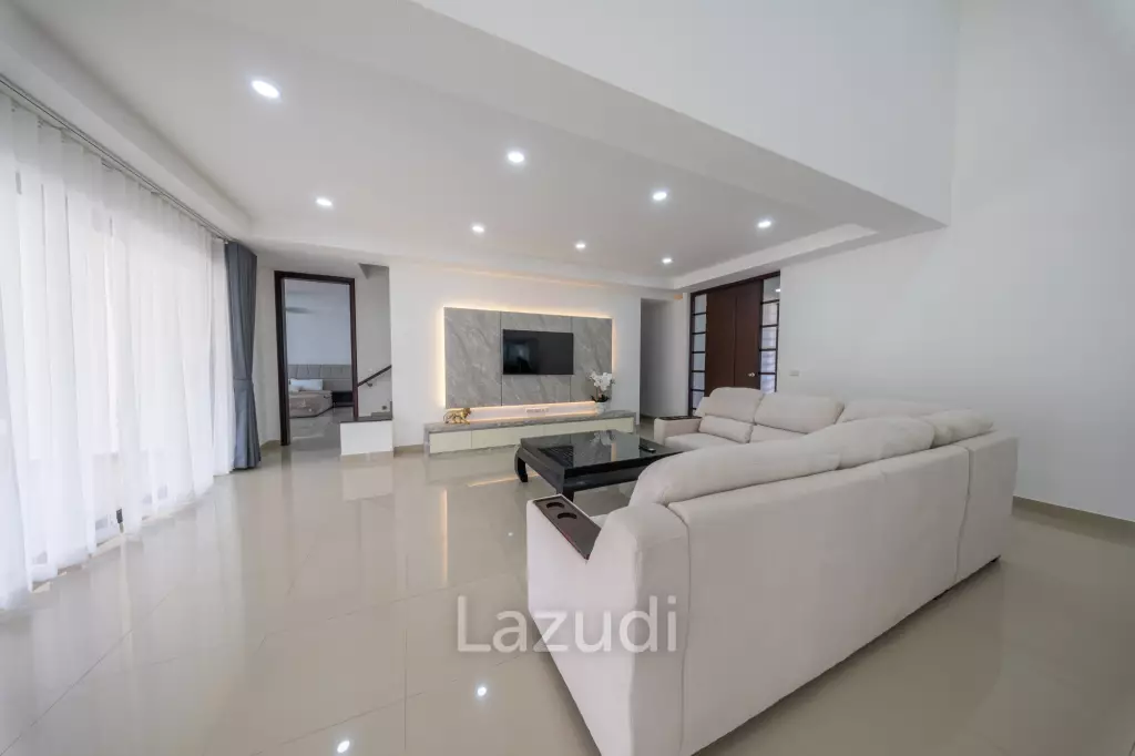 Exquisite Private Luxury Villa in Nong Mai Kaen